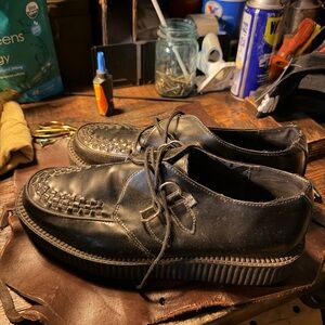 TUK Black Leather Men's Oxfords